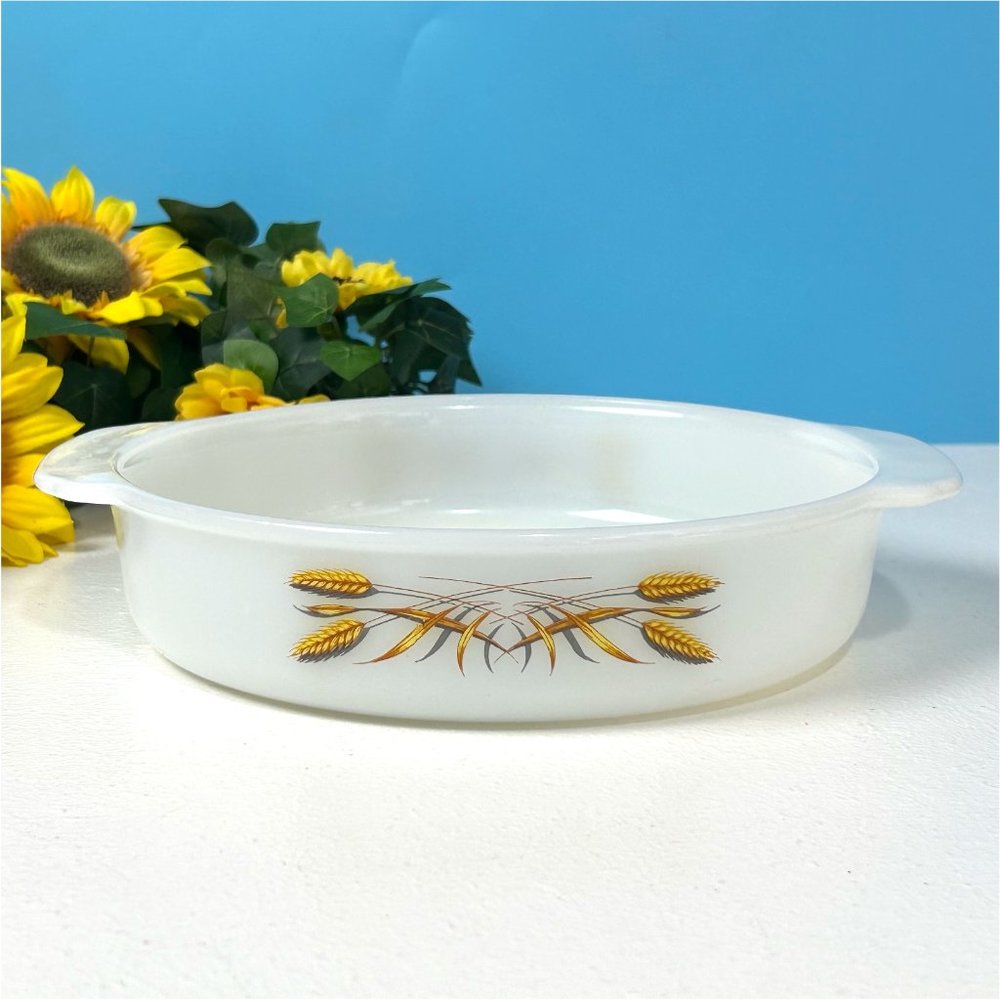 Vintage Anchor Hocking Fire‎ King 450 Wheat Pattern Casserole Ovenware USA 8”
